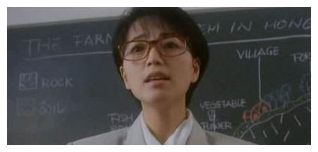 “石榴姐”苑琼丹，“骗”了观众27年后，终于“露馅”了