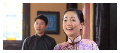 “石榴姐”苑琼丹，“骗”了观众27年后，终于“露馅”了