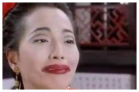 “石榴姐”苑琼丹，“骗”了观众27年后，终于“露馅”了