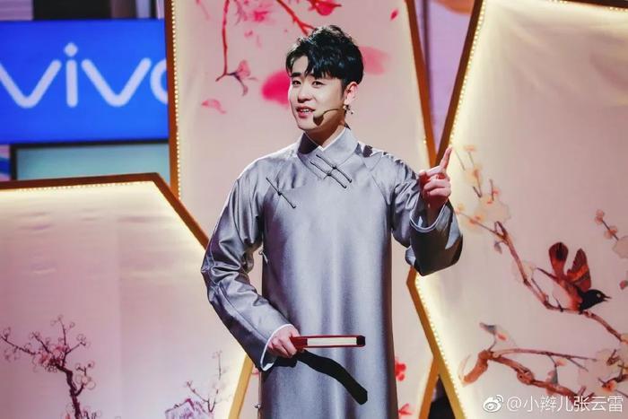 曾被郭德纲叫“人渣”和扇耳光，带一身钢板演出：一个说相声的凭什么这么红？