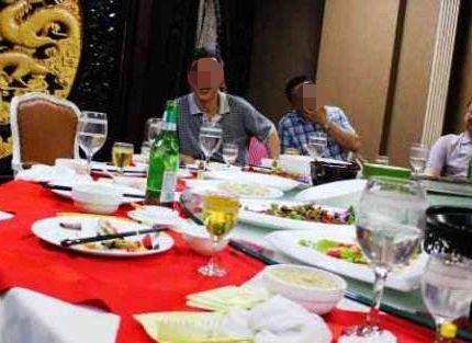 男子年会刚中大奖,快回到家时不幸猝死!司机:路上还和他聊天