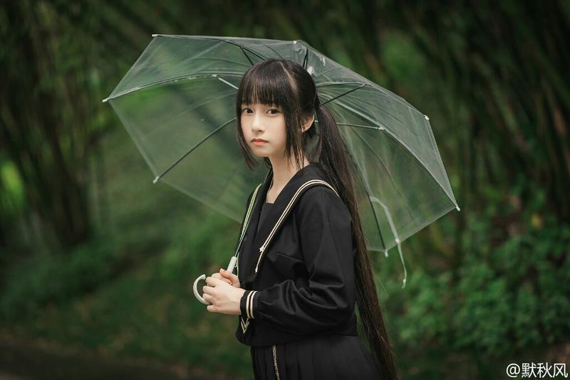 成龙英皇影业有限公司（揭秘成龙背后的商业版图）