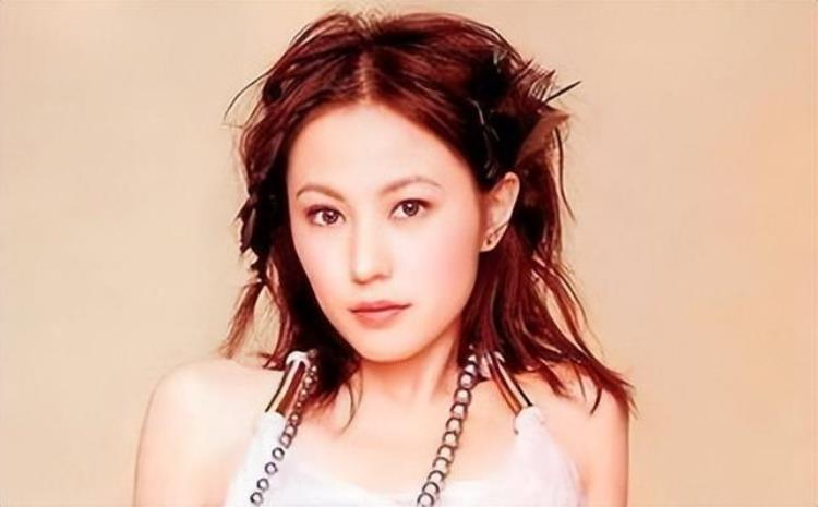 刘心悠险遭曾志伟毒手凭步步惊心大火为何被质疑性取向