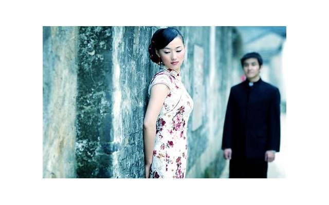 黄灿灿武大校花（从武大女神到飒气侠女）