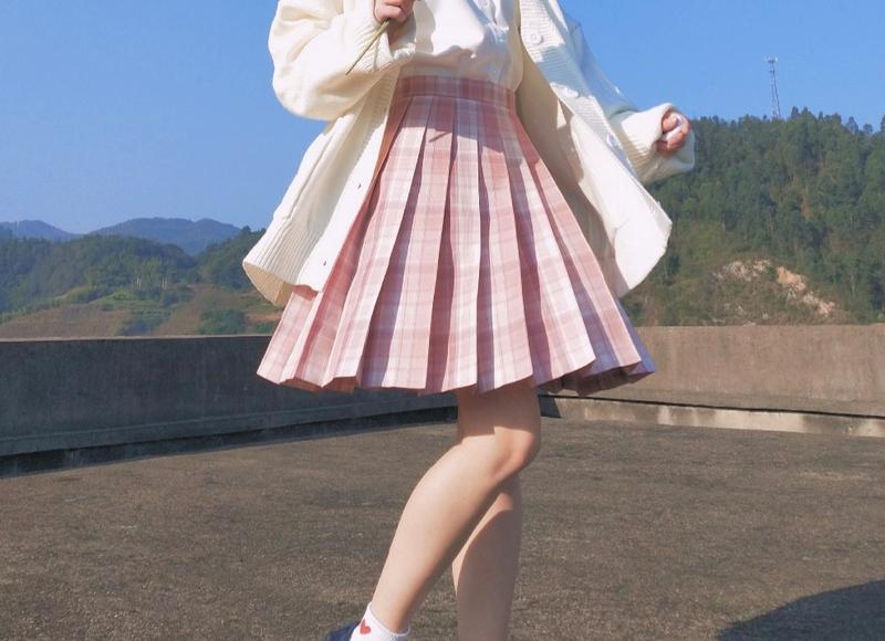 情人之间拉黑正常吗，只会拉黑舍不得删除