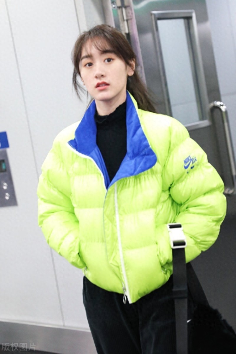 袁冰妍：清纯而不失灵气 被男粉丝封为新一代“校花”女神